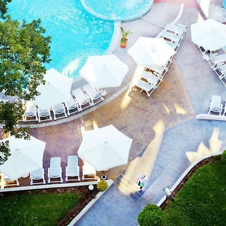 Green Park Hotel ゴールデンサンド エクステリア 写真