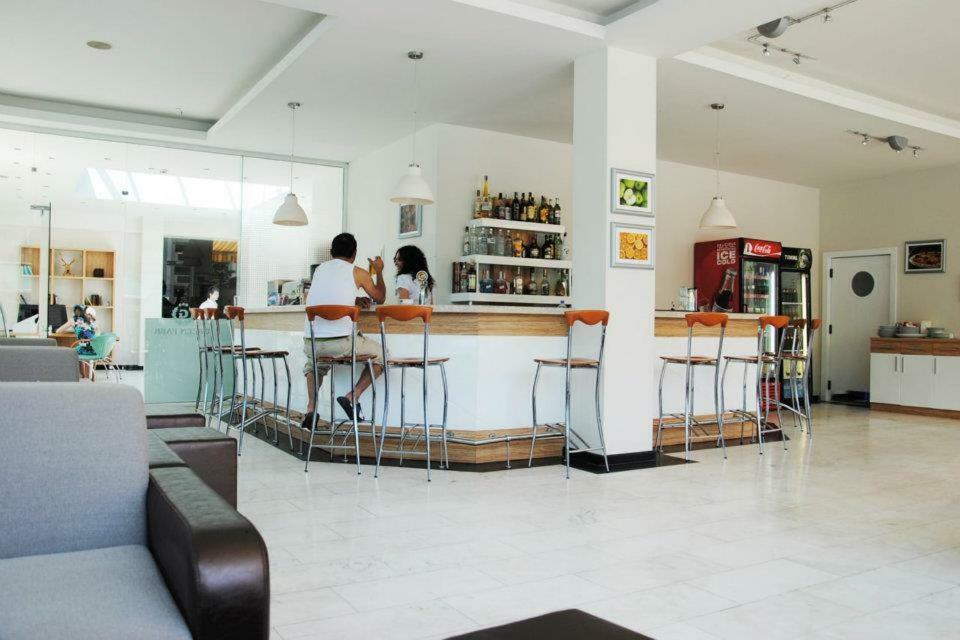 Green Park Hotel ゴールデンサンド エクステリア 写真