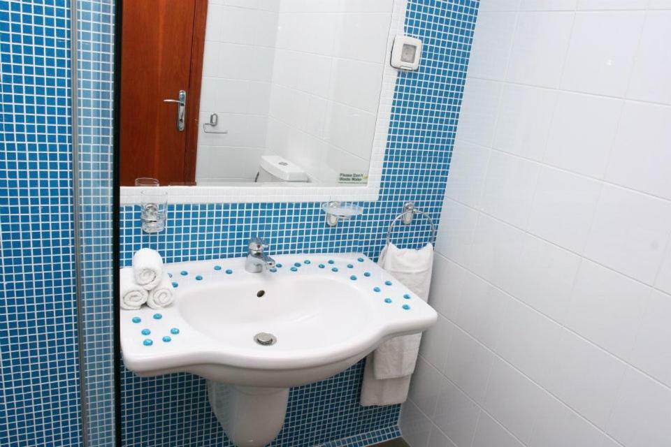 Green Park Hotel ゴールデンサンド エクステリア 写真